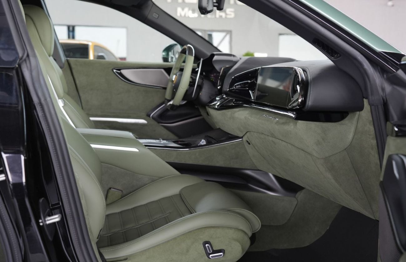 Ferrari Purosangue STANDARD 6.5 V12 715HP Tailor made Verde Dora (green) Export Price