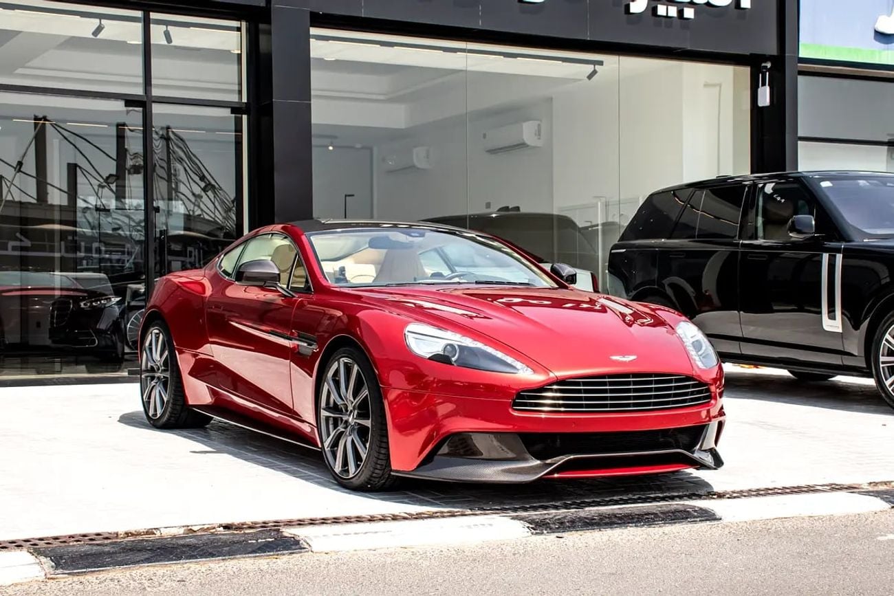 Aston Martin Vanquish Carbon Black | GCC Specs | Pristine Condition
