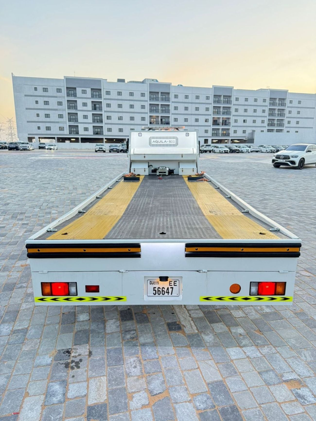 Isuzu NPR 85