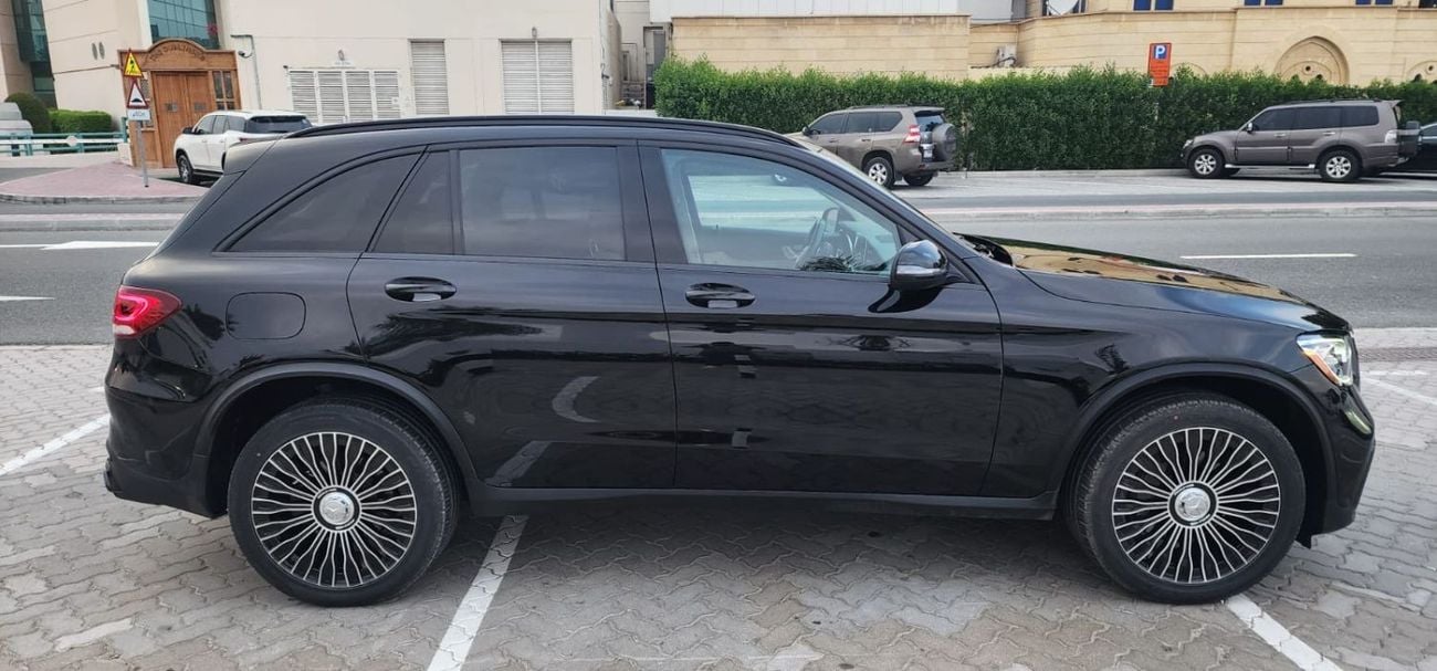 Mercedes Benz GLC 300 4MATIC