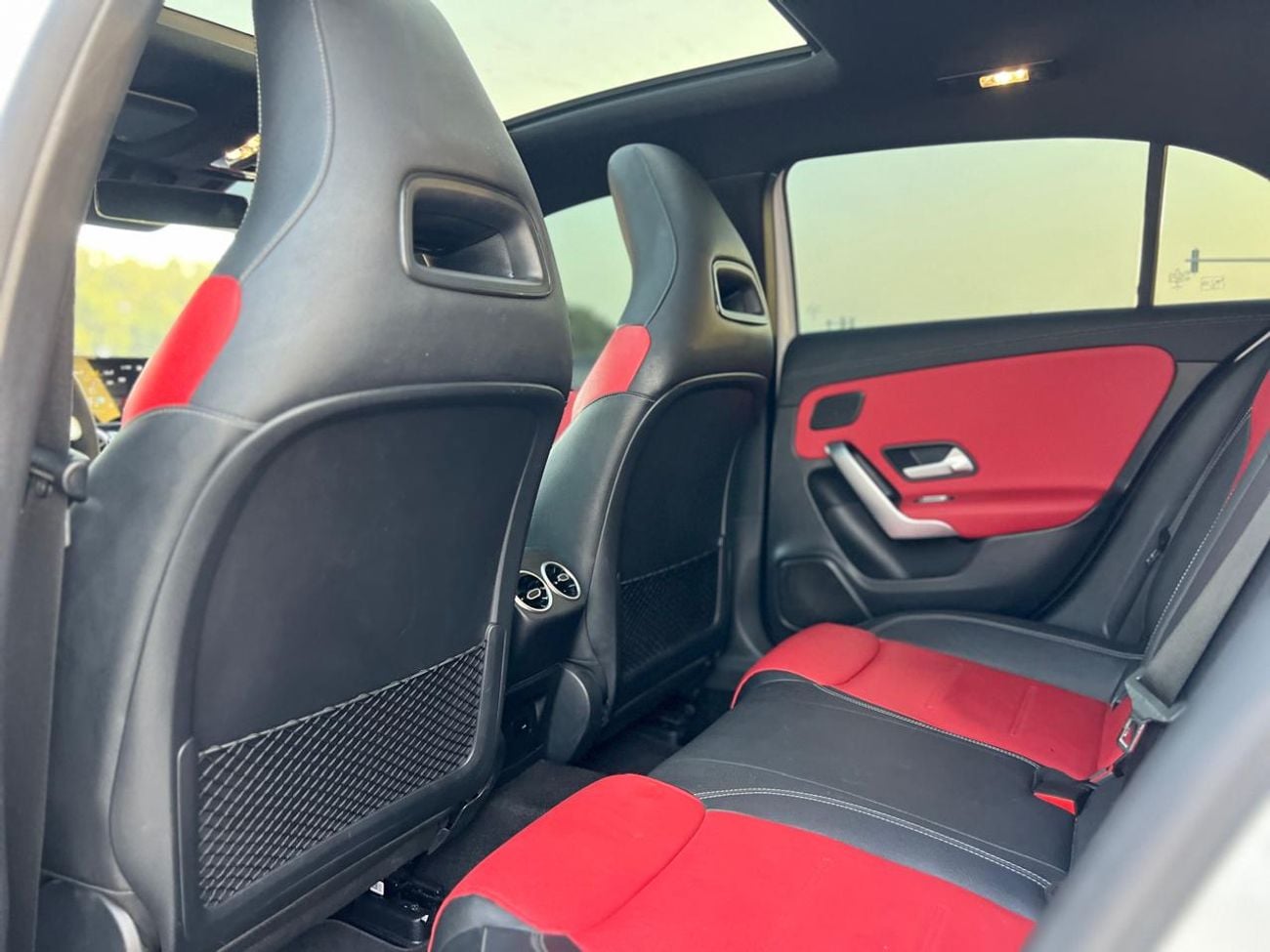 Mercedes Benz A35 AMG 4MATIC PREMIUM