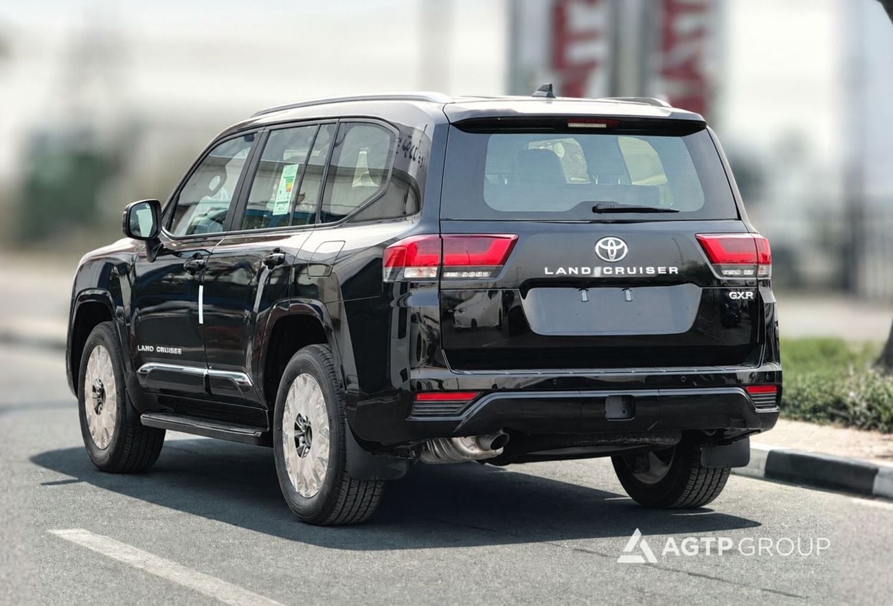 Toyota Land Cruiser GXR 4.0L V6 Petrol 2026 | 4WD | Sunroof | Leather Seats | Rear Entertainment | GCC Specs | READY EXPORT