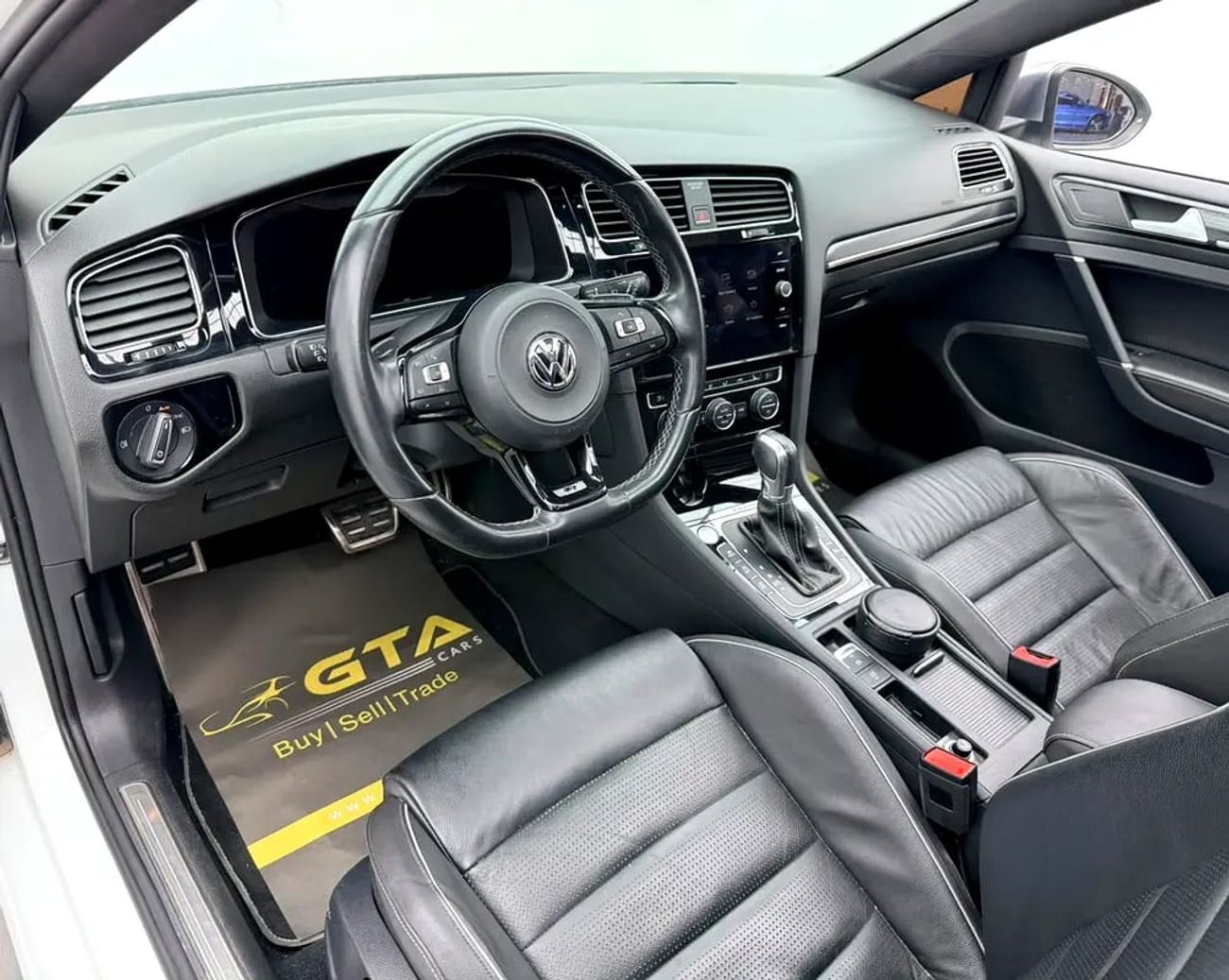 Volkswagen Golf Full Service History, Fully Loaded, Excellent Condition, GCC