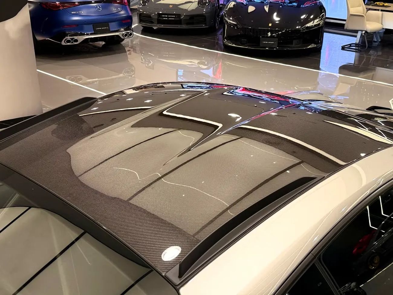 Porsche 911 GT3RS (992) Weissach Package brand