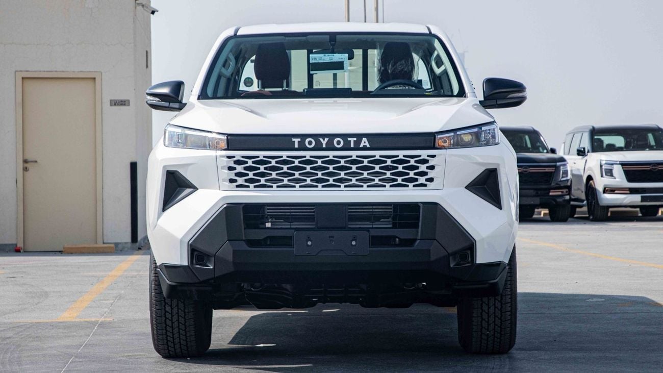 Toyota Hilux DC 4x4 D 2.8L AT DLS RA | 2027 | 3 Years Warranty | For Local Registration +10%