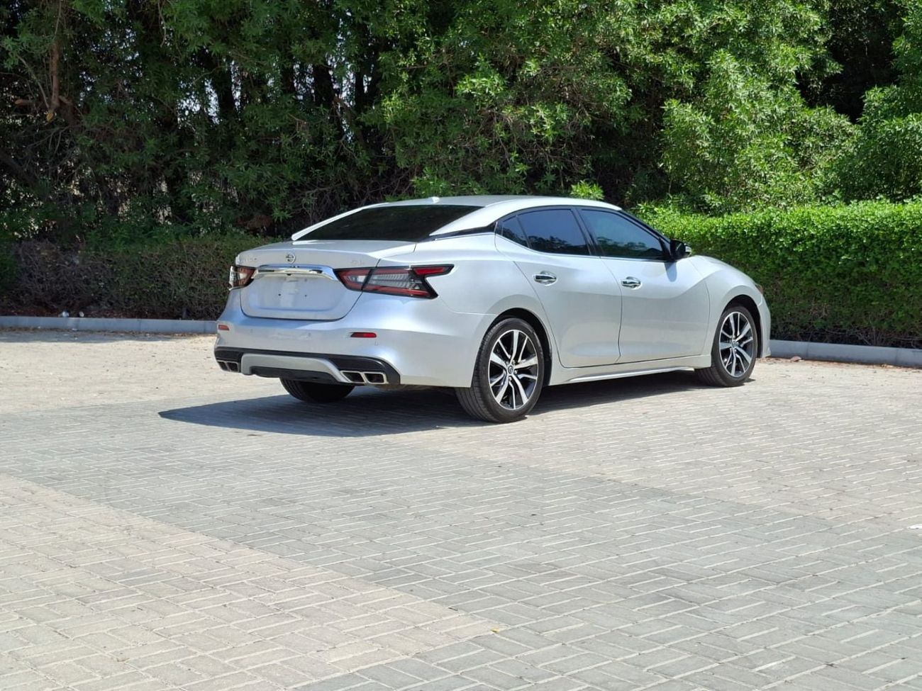Nissan Maxima SL