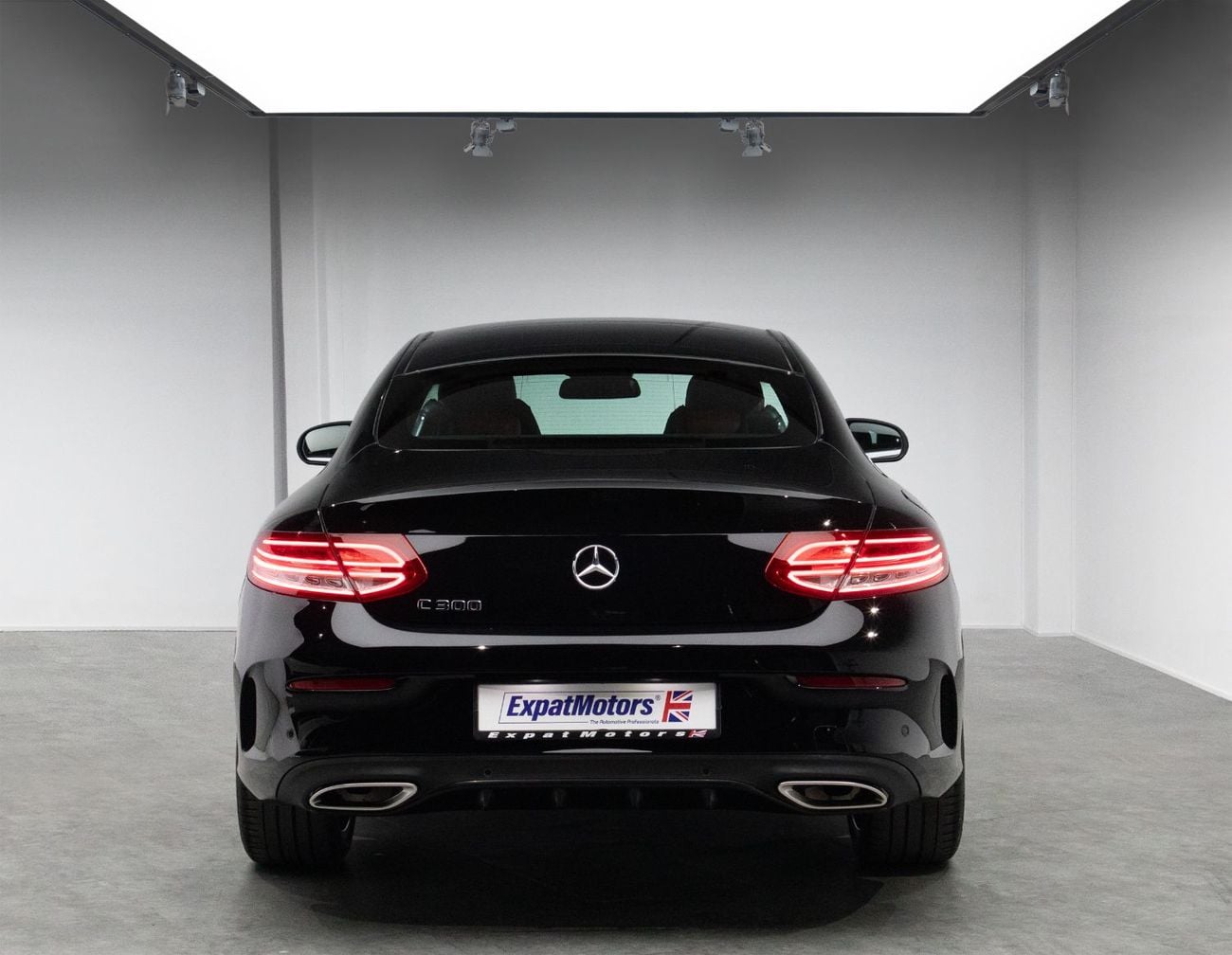 مرسيدس بنز C 300 ستاندارد