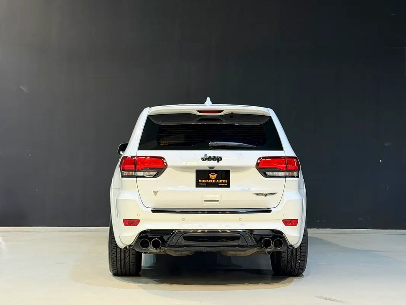 جيب جراند شيروكي TRACKHAWK | GCC Specs | Pristine Condition