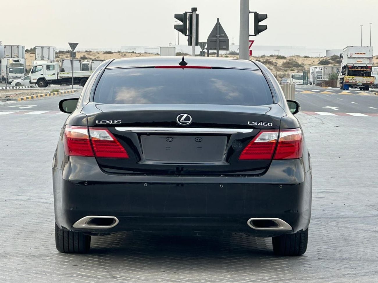 لكزس LS 460 بريمير SWB
