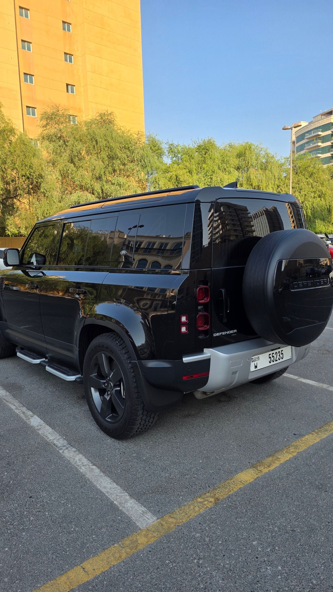 Land Rover Defender 110 HSE P400