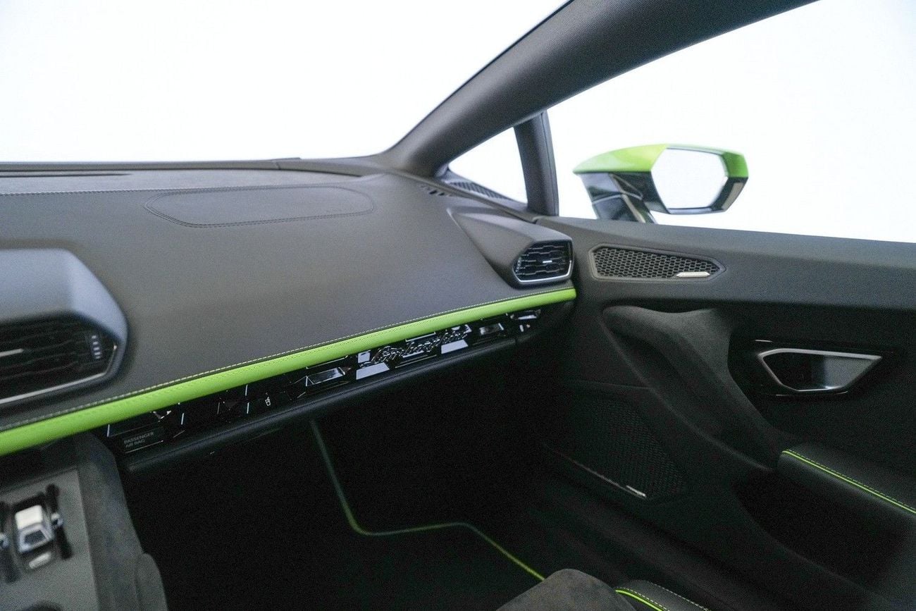 Lamborghini Huracan TECNICA