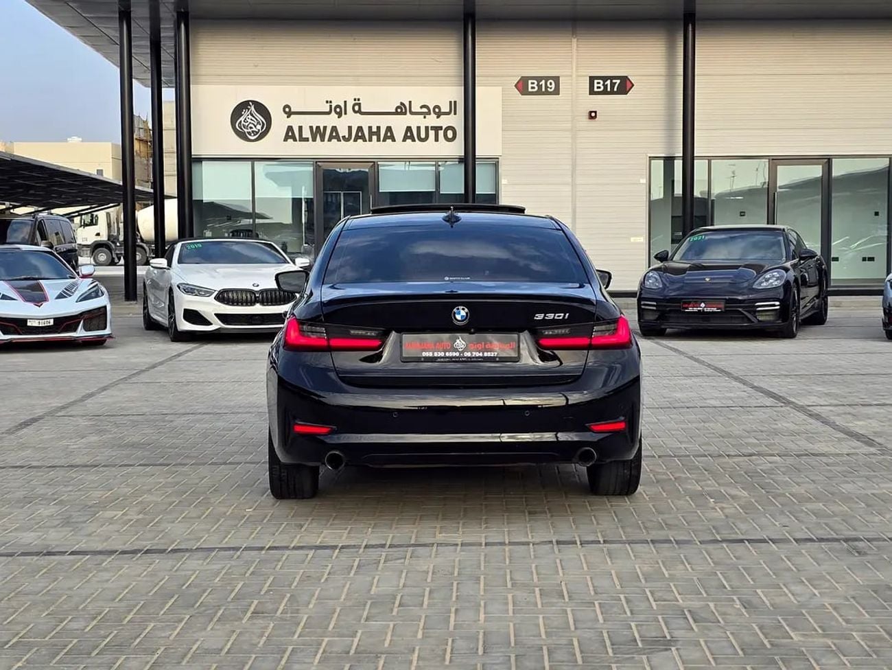 BMW 330i 330i - American Specs - GCC Stock