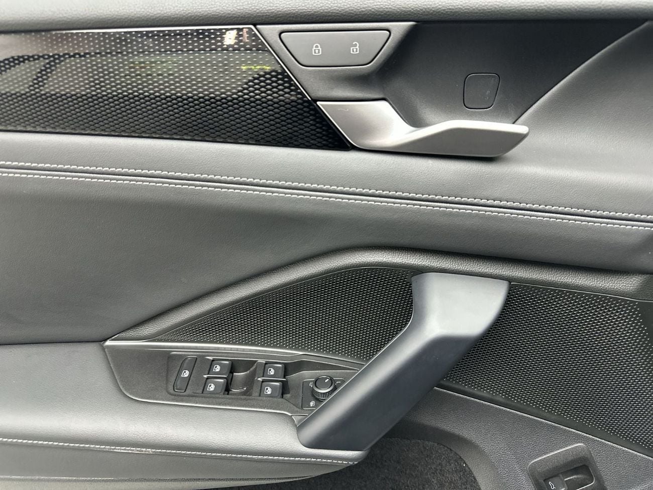 Volkswagen Tiguan LIFE PLUS Tiguan Life + 1.4L | Digital Cockpit | Apple CarPlay & Android Auto | Cruise Control | VW Certified