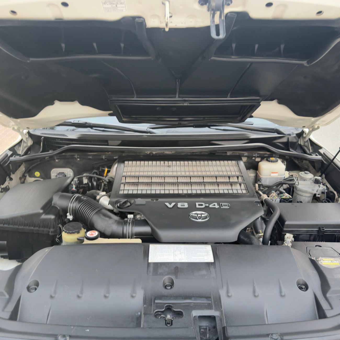 تويوتا لاند كروزر vxr