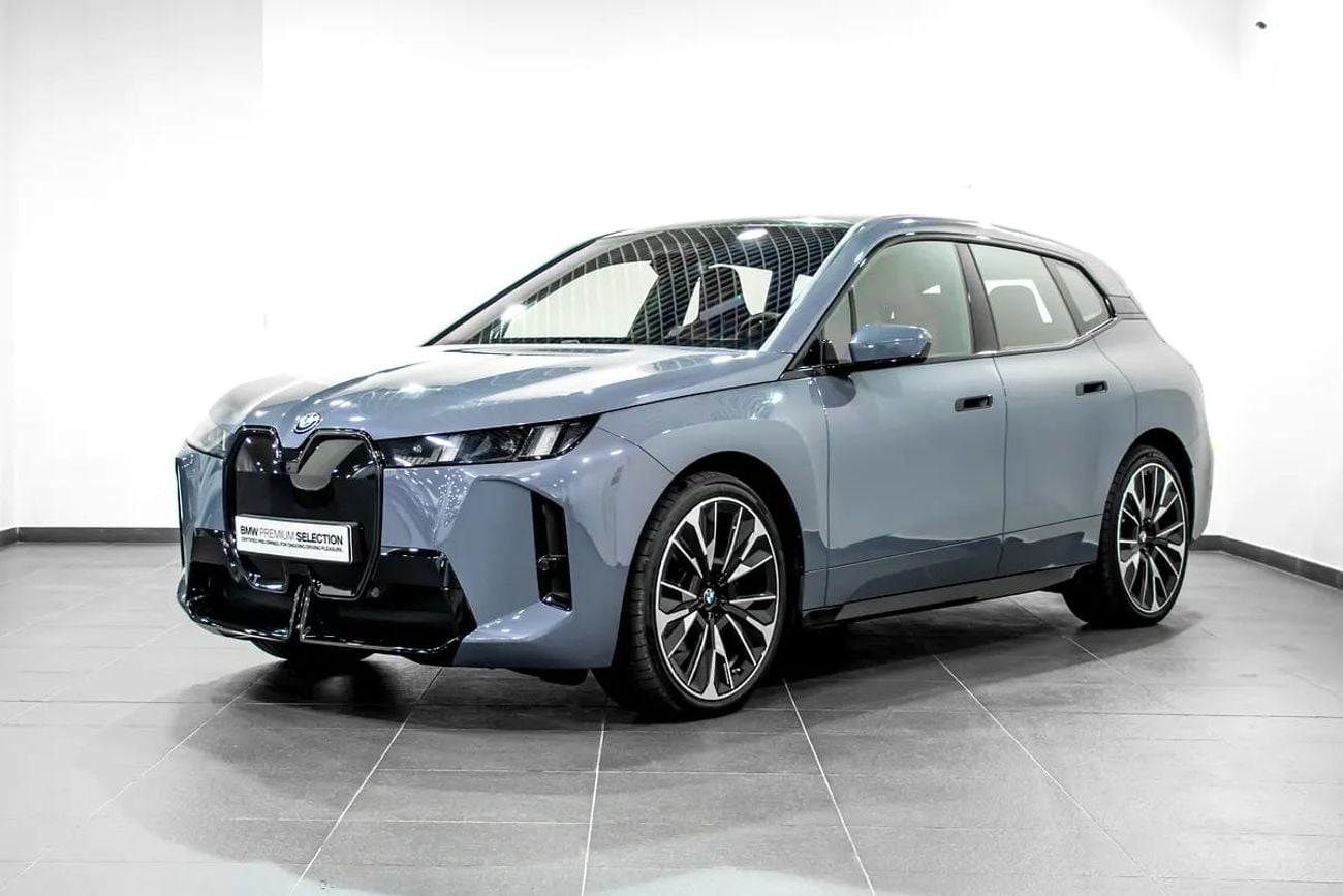 BMW iX xDrive60