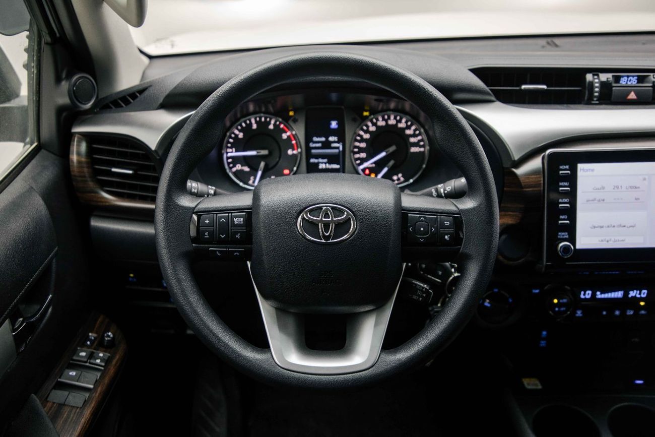 Toyota Hilux SR5 2.8L - Platinum White Inside Black | Export Only