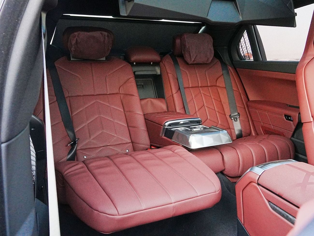 BMW 740i