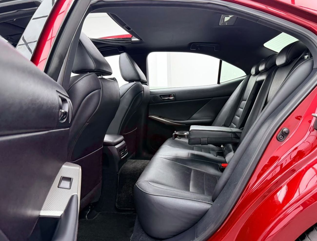Lexus IS350 F SPORT PLATINUM 2014 Lexus IS-350 F Sport, Service History, Fully Loaded, Excellent Condition, GCC