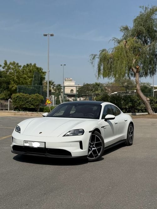 Porsche Taycan 4S