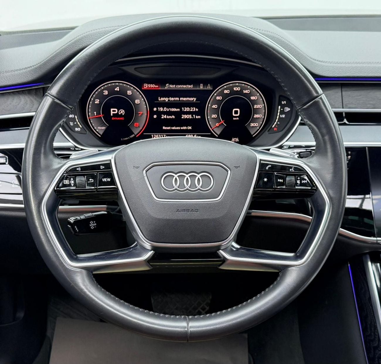 أودي A8 L 60 TFSI أودي A8L 60 TFSI كواترو موديل 2019، ضمان، سجل صيانة كامل لدى أودي، كاملة المواصفات، خليجية