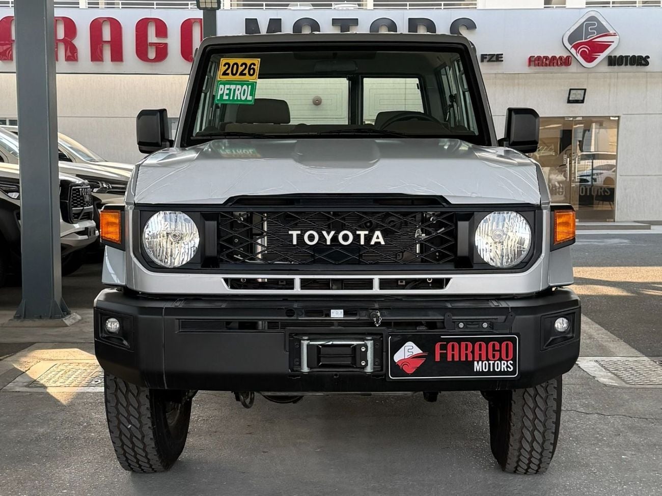 Toyota Land Cruiser 70 GRJ 71 4.0 V6 M/T **EXPORT ONLY**التصدير فقط خارج الخليج***