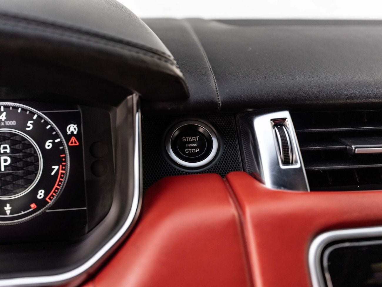 لاند روفر رينج روفر سبورت SVR Land Rover Range Rover Sport SVR 2021 مواصفات خليجية