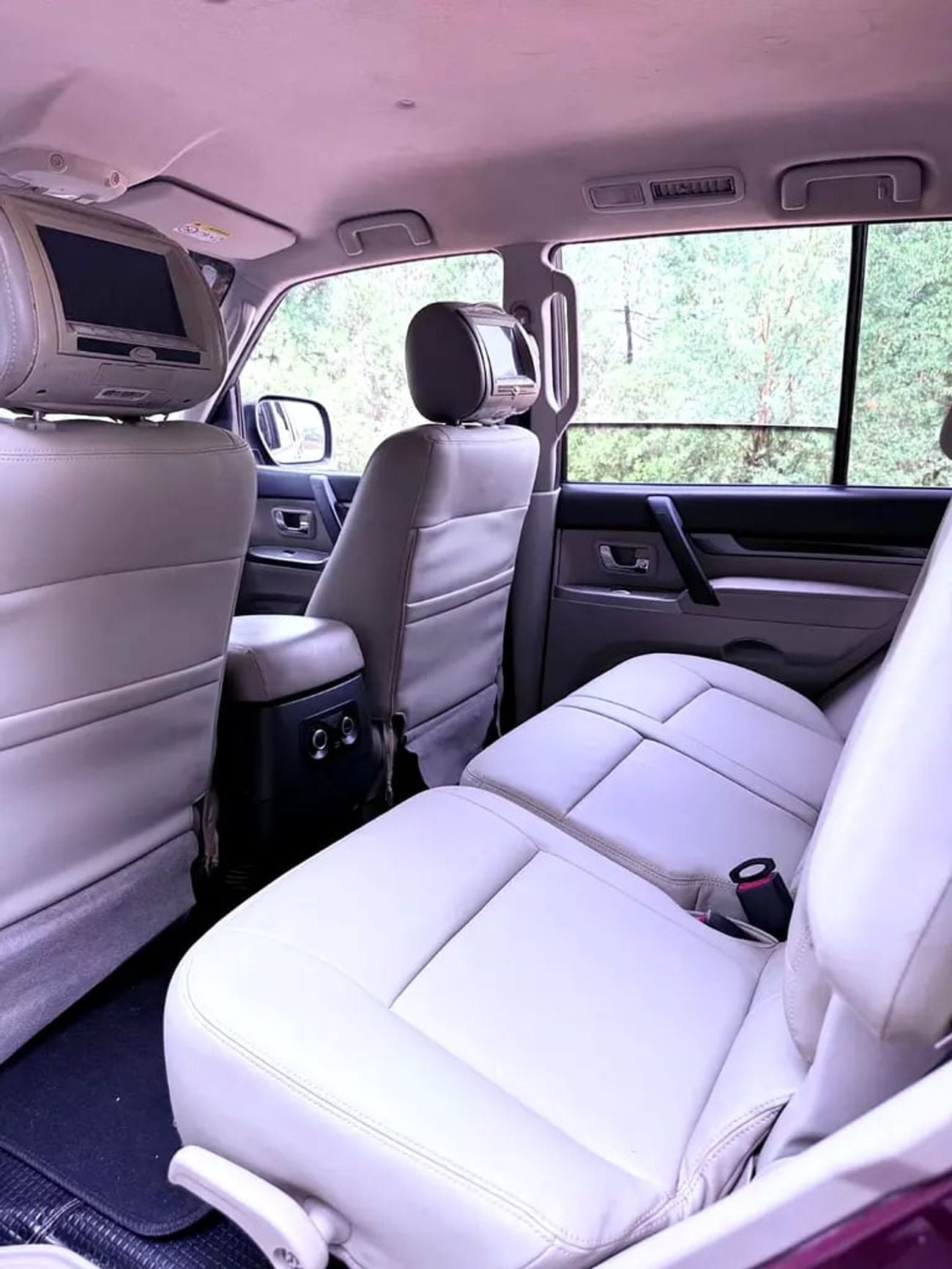 Mitsubishi Pajero GLS GCC Specs