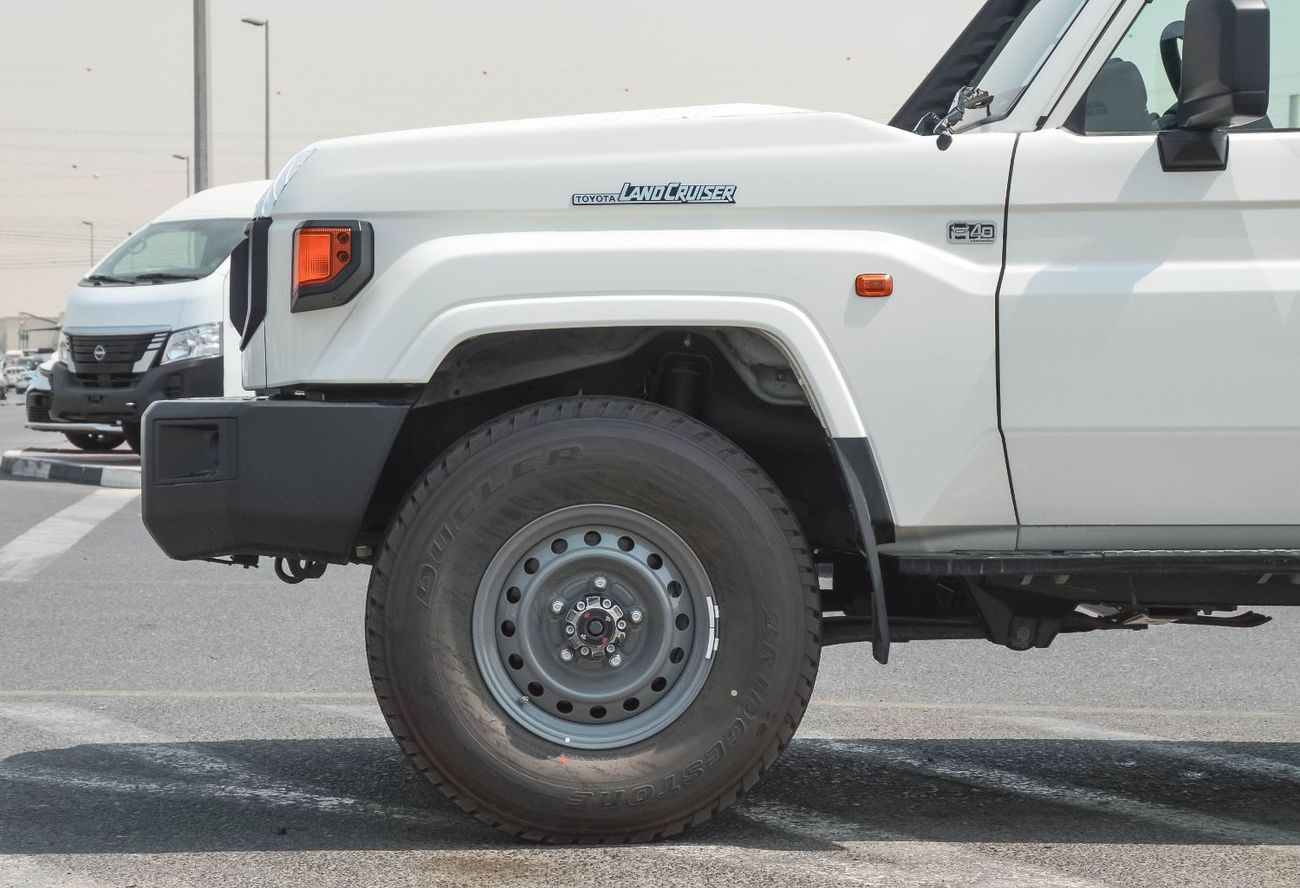 تويوتا لاند كروزر 70 LC 78 HARDTOP 4.0L MT TOYOTA LAND CRUISER AMBULANCE 4.0L 4WD AT SUV 2025
