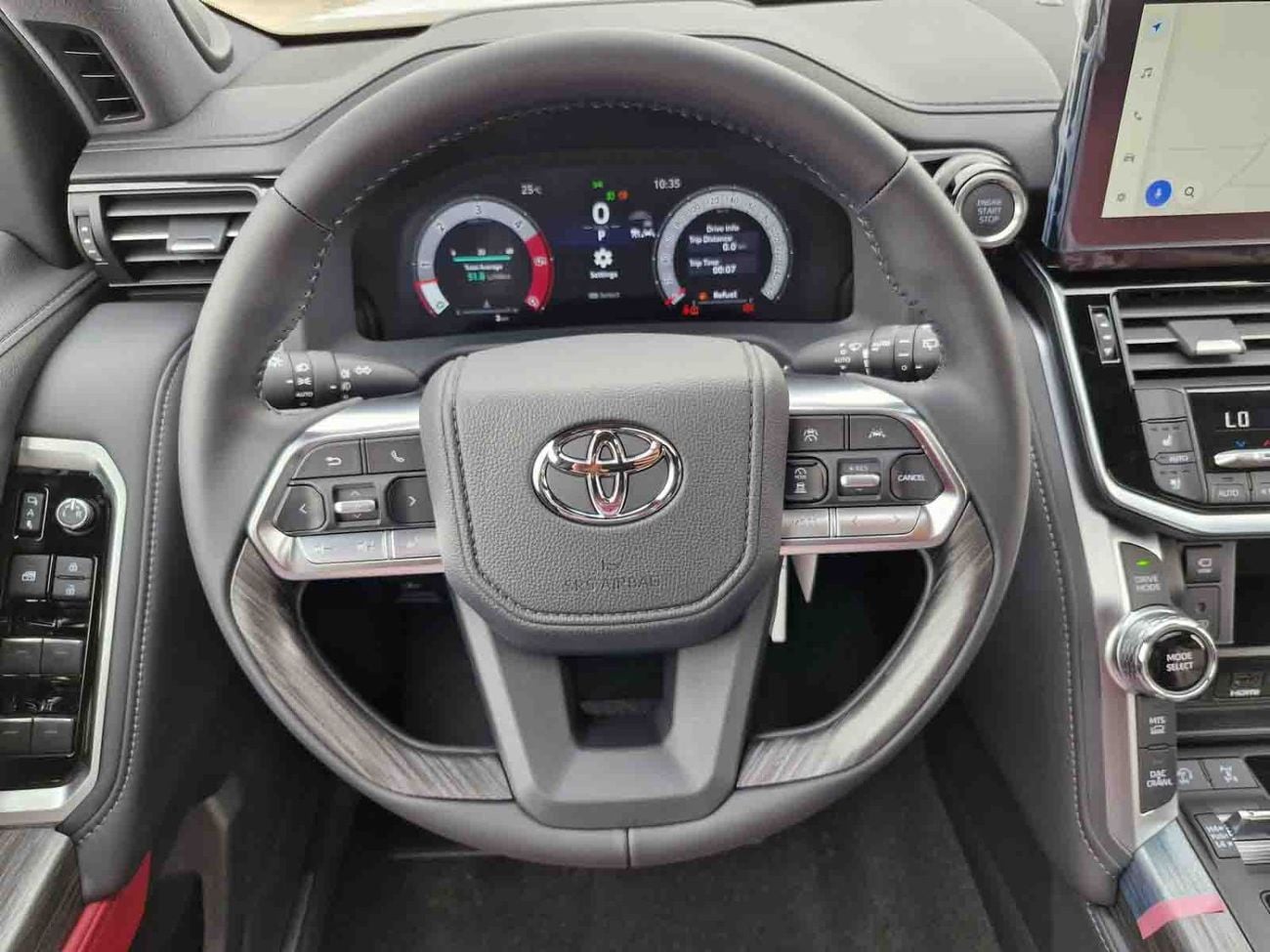 Toyota Land Cruiser VXR 3.3L