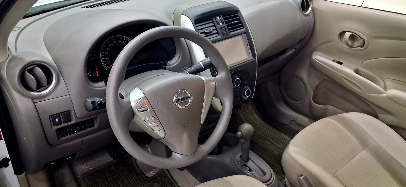 Nissan Sunny SV