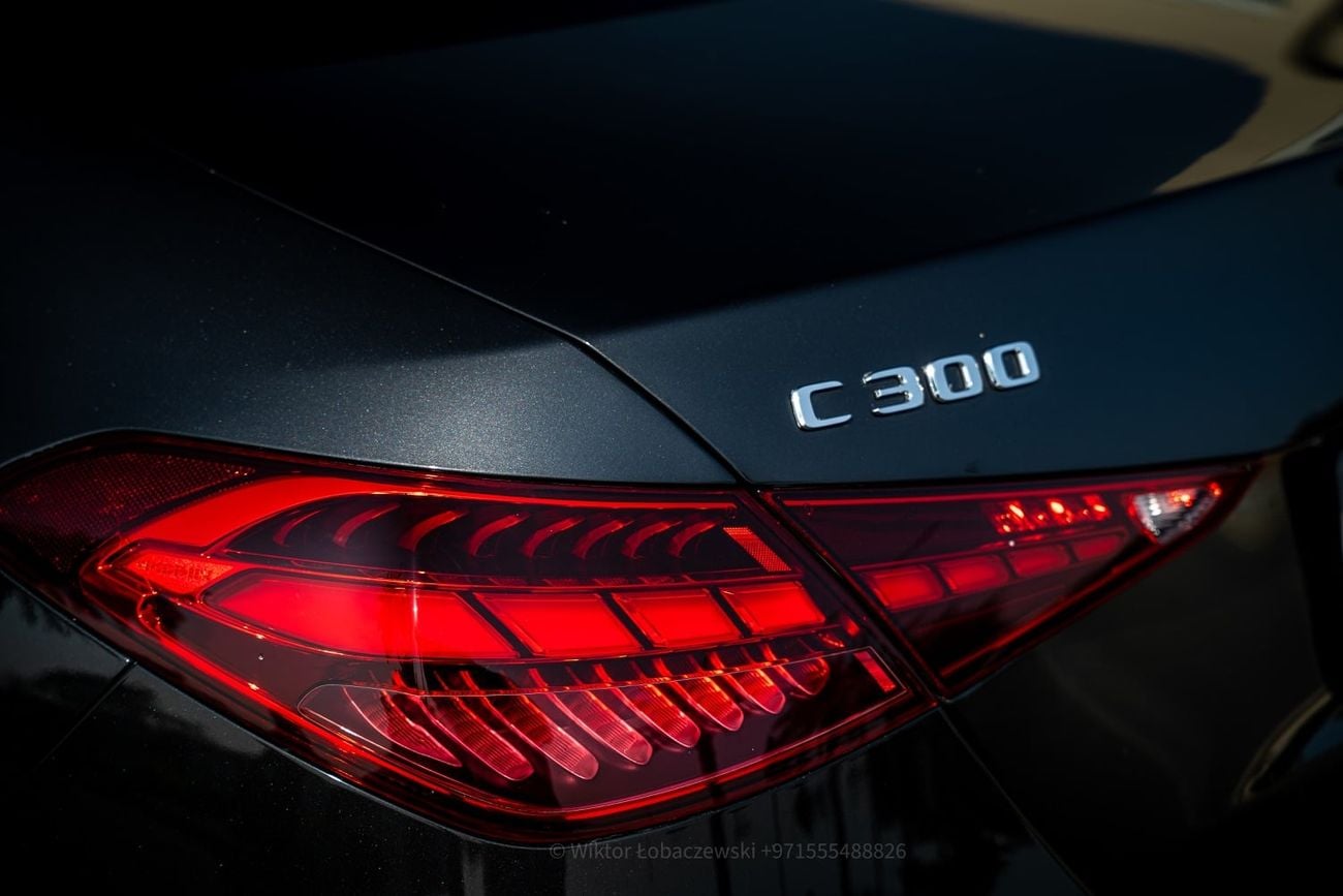 Mercedes Benz C300 STANDARD