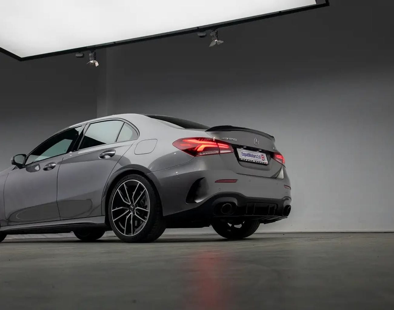 مرسيدس بنز A 35 AMG 4MATIC بريميوم 2.0L Turbo •AWD • Full Service History • GCC Spec