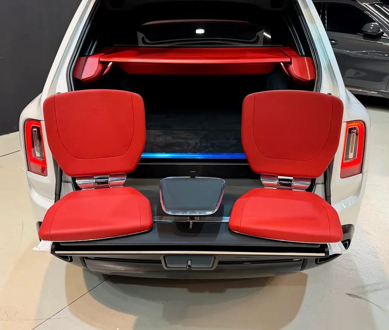 Rolls Royce Cullinan VIP EDITION GCC FHS 1 YEAR WARRANTY