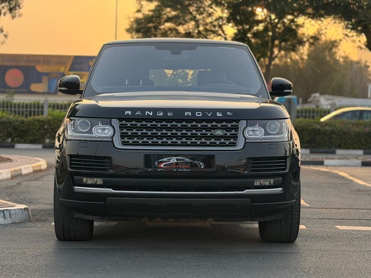 Land Rover Range Rover HSE Land Rover Range Rover HSE 2016 GCC Specs Full Service History 2 Keys First Owner One Year Warranty
