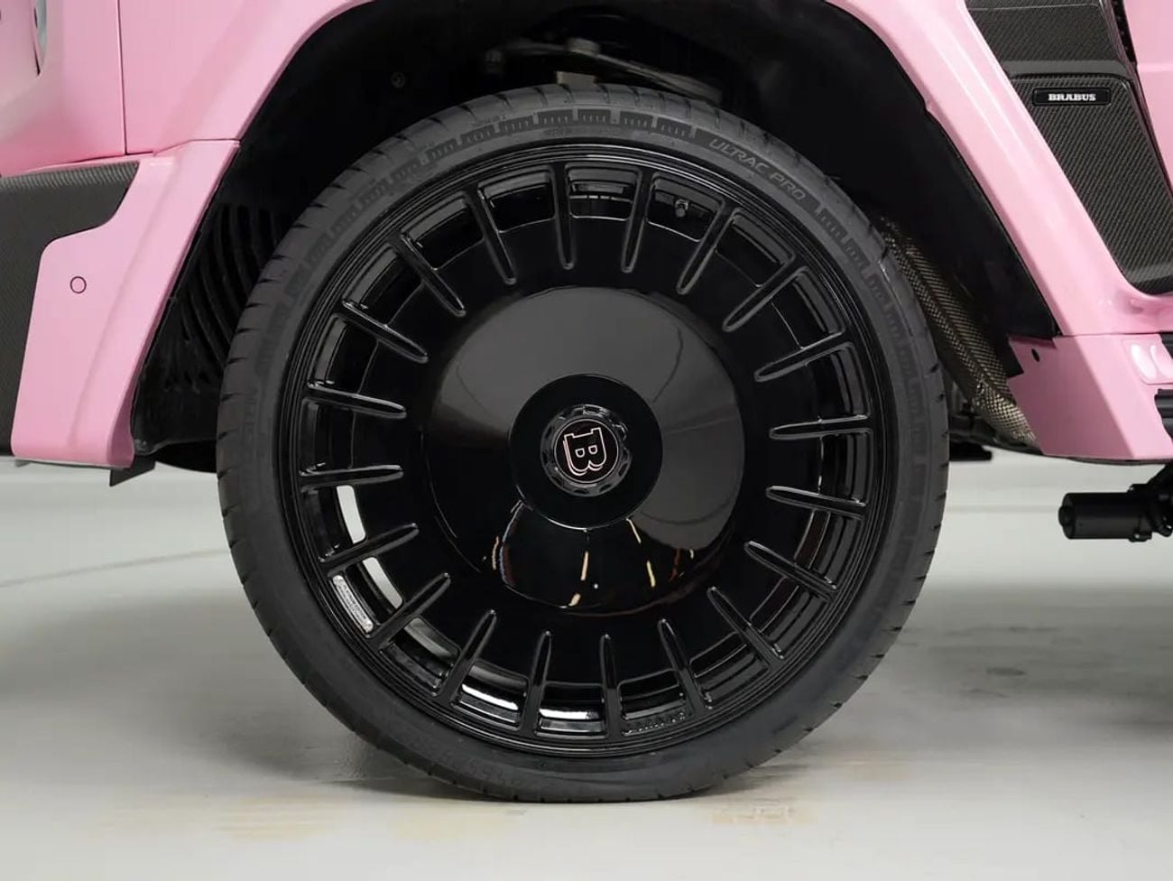 Mercedes Benz G63 AMG STANDARD EXCLUSIVE G63 AMG | WARRANTY | Pink Leather Interior | Carbon Exterior Package
