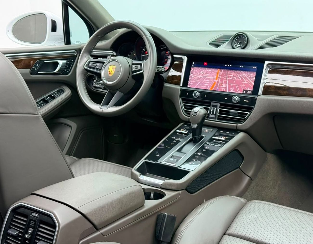 بورش ماكان STANDARD 2022 Porsche Macan, Warranty, Full Service History, Fully Loaded, Excellent Condition, GCC