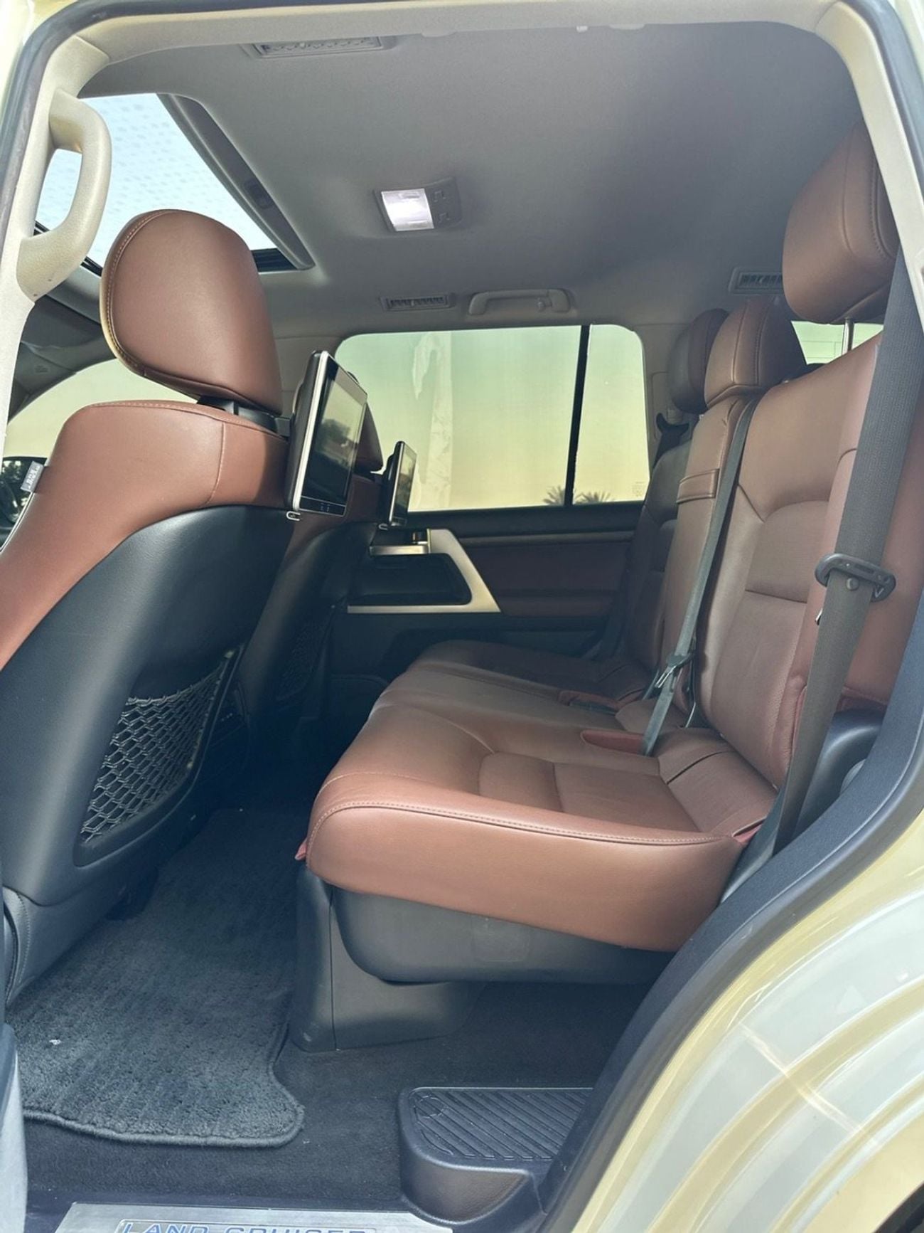 Toyota Land Cruiser VXR