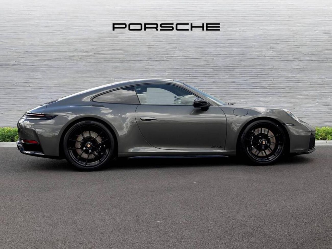 Porsche 911 CARRERA 4GTS 3.6 T-Hybrid 992 Carrera 4 GTS PDK 4WD RIGHT HAND DRIVE EXPORT ONLY