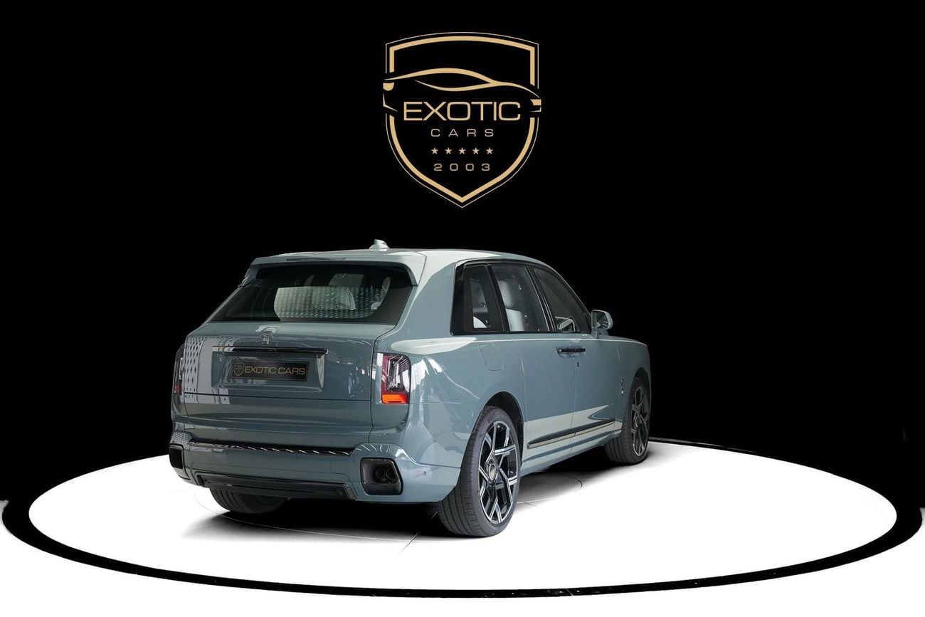 Rolls Royce Cullinan BLACK BADGE