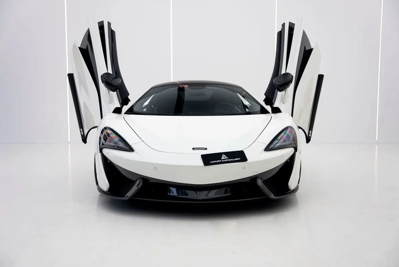 مكلارين 570S ستاندارد GCC SPECS | VISIBLE CARBON FIBRE | 31,109 KM