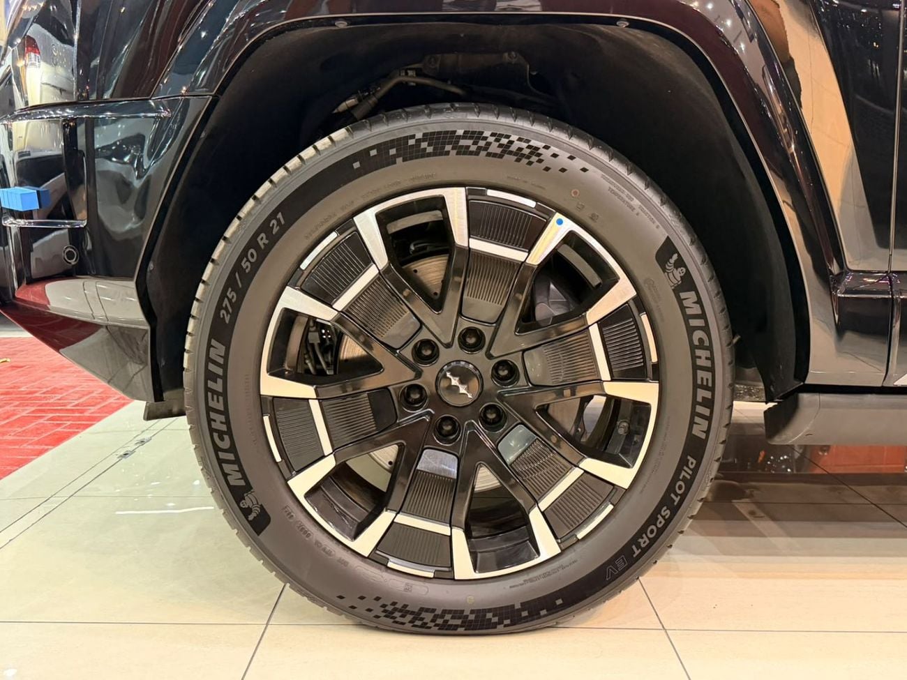 BYD Leopard 8 FLAGSHIP