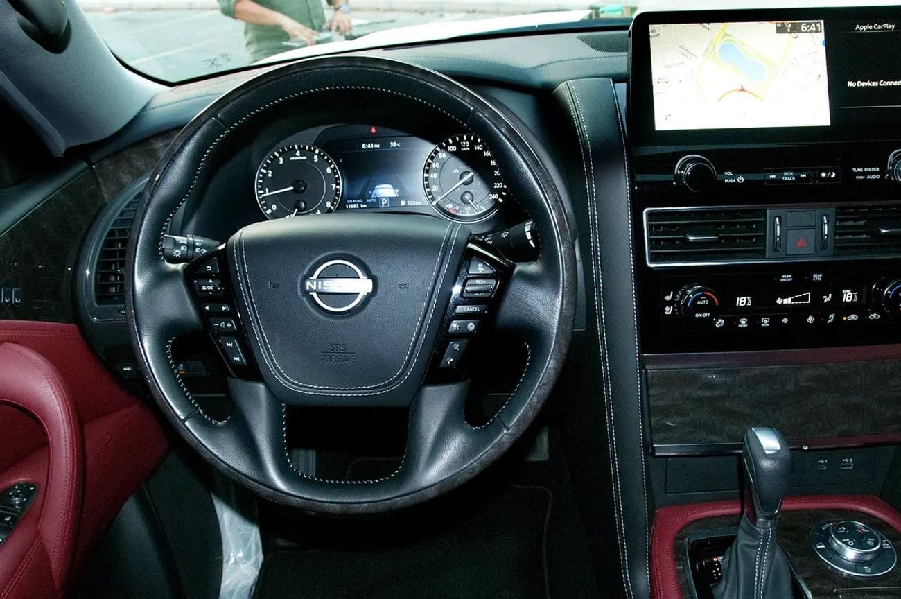 Nissan Patrol LE PLATINUM CITY | GCC Specs | Dealer Warranty And Service Contract