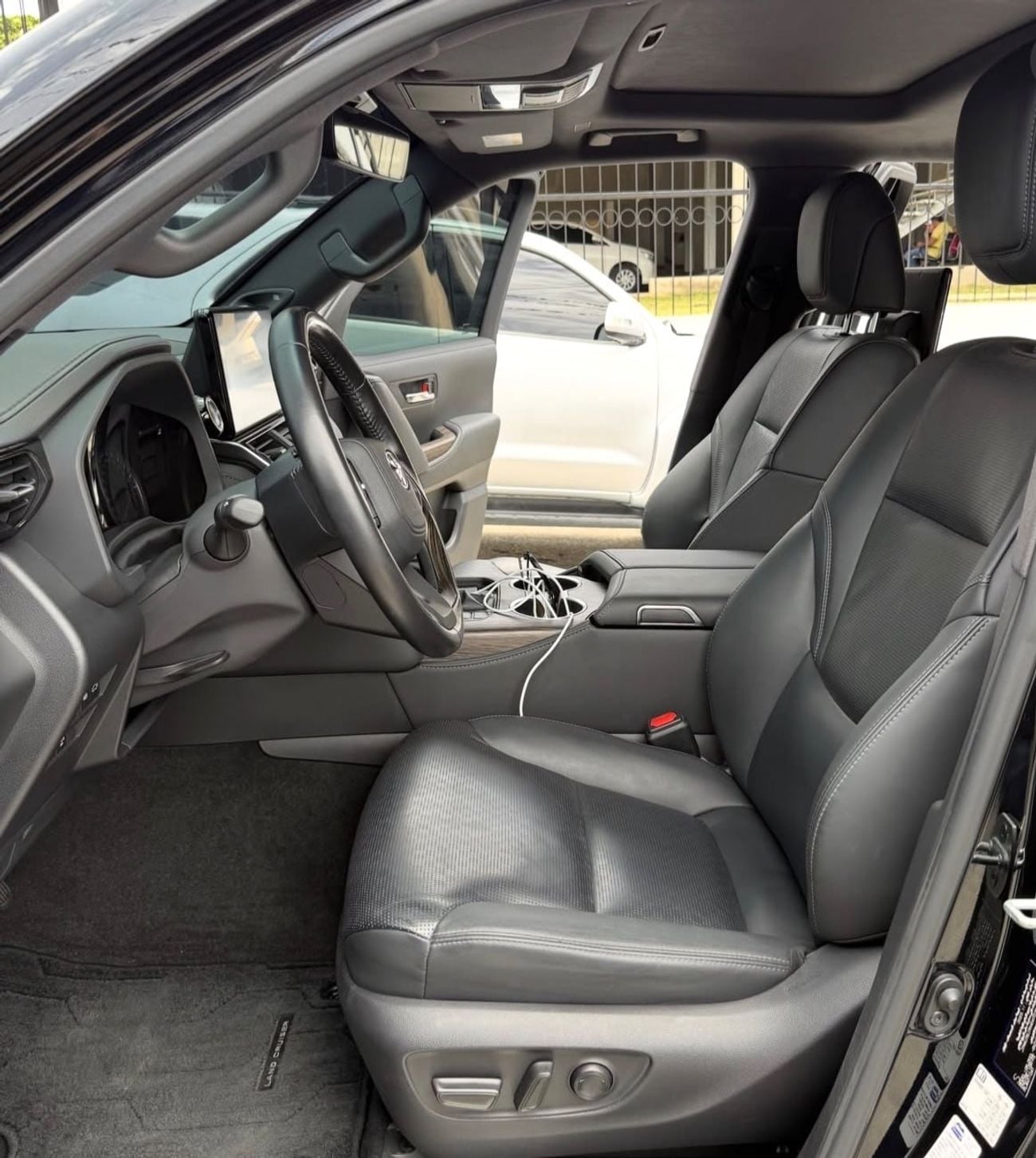 Toyota Land Cruiser VXR 4.0 L Full option