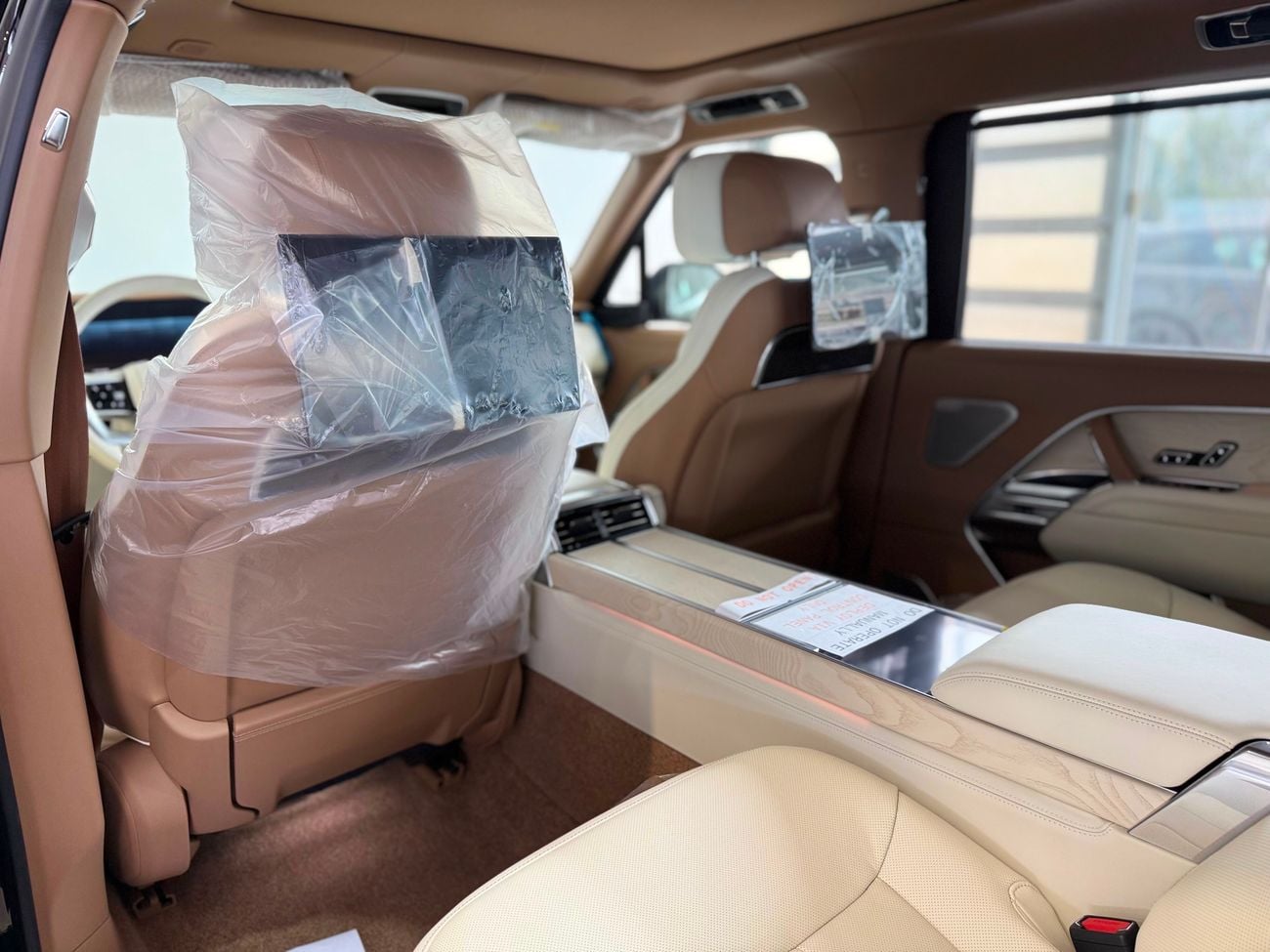 Land Rover Range Rover SV LWB P615