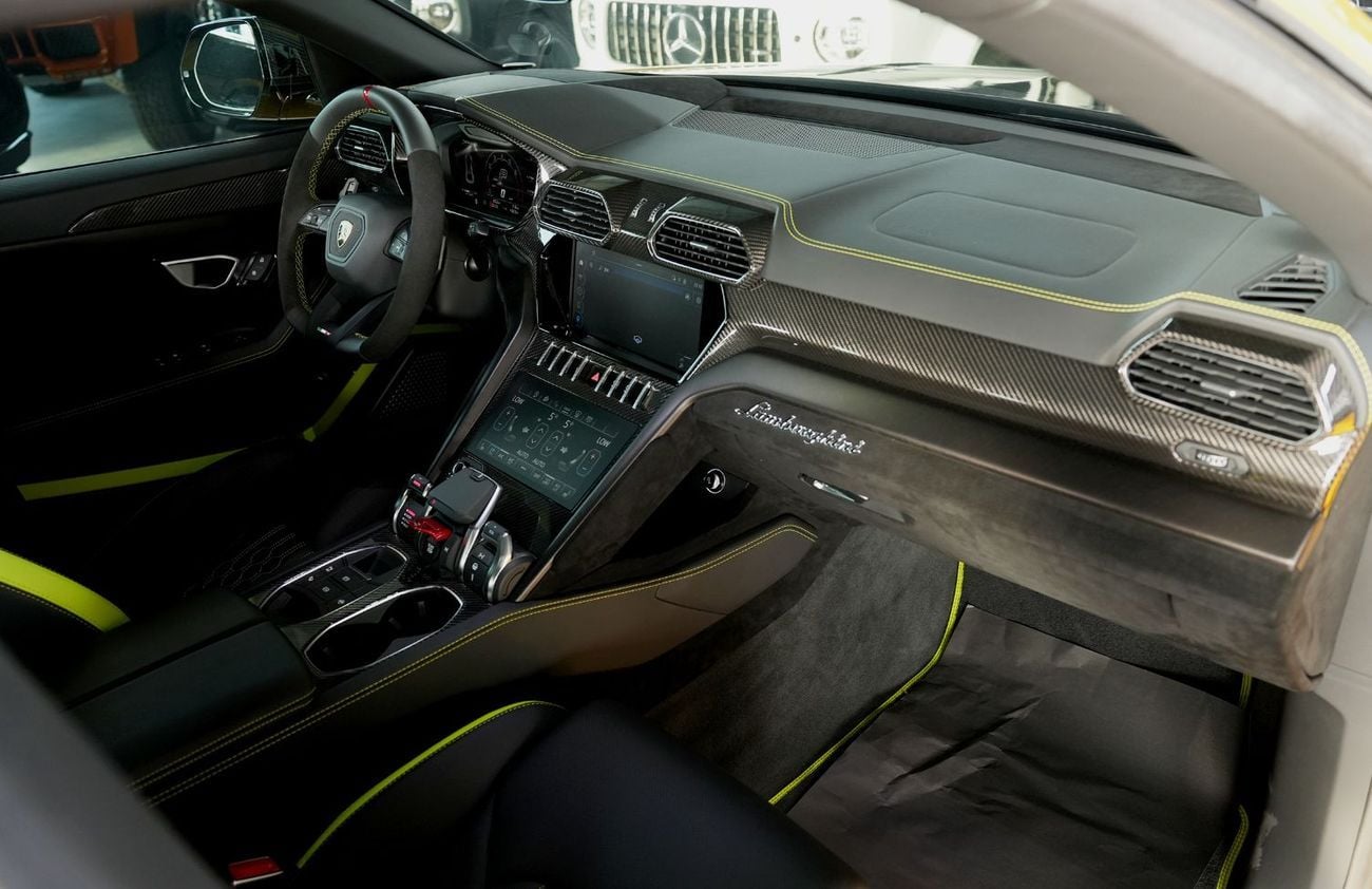 Lamborghini Urus PERFORMANTE