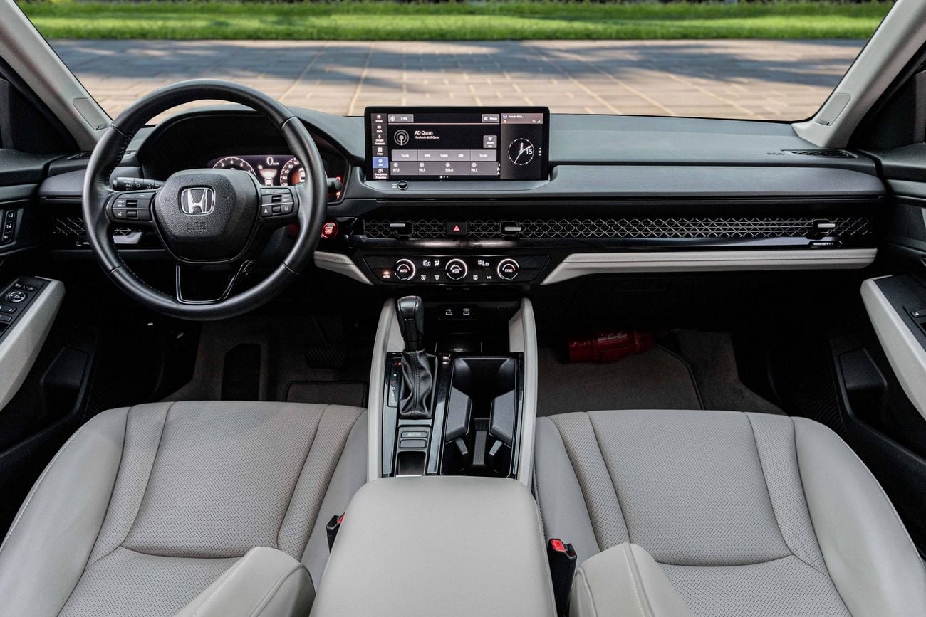 هوندا أكورد EX-L Accord EX-L | 2,155 P.M | 0% Downpayment | Agency Warranty & Service