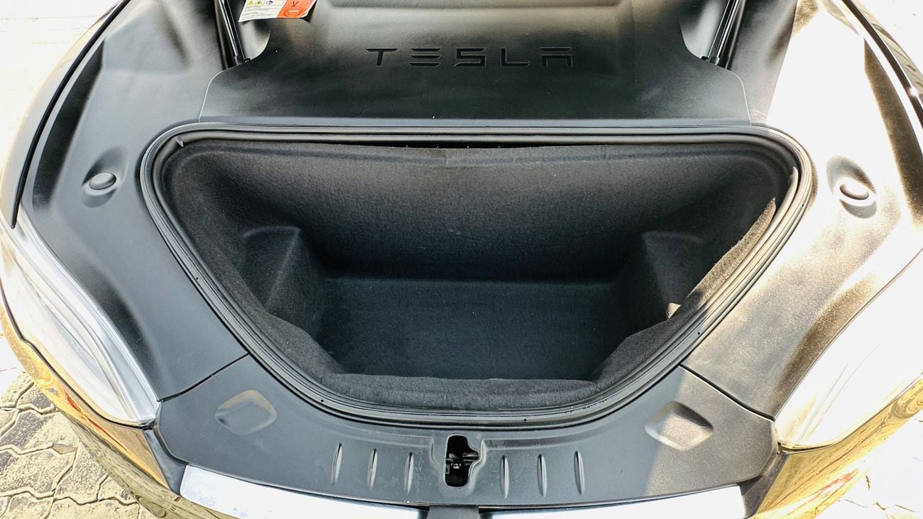Tesla Model S 75D