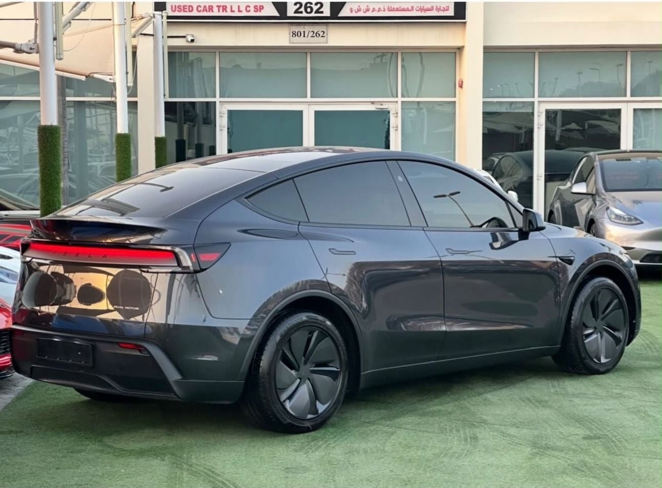 Tesla Model Y LONG RANGE