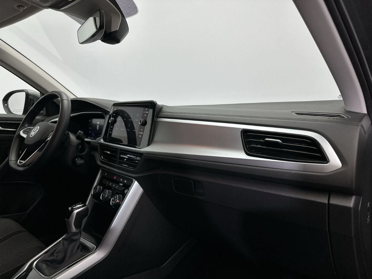 Volkswagen T-ROC LIFE T-Roc Life 1.4L | Apple CarPlay | | Premium Interior | GCC Specs | Digital Cockpit | VW Certified