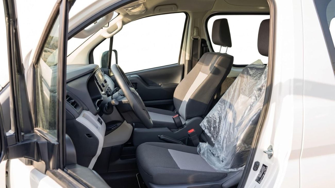 Toyota Hiace GL Toyota Hiace DX High Roof | 3.5L | Automatic Transmission | 13 Seater